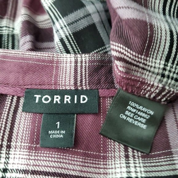 Torrid 1 Twill Henley Tunic Top Plus Size 1X Roll Tab Sleeve Pocket Plaid Purple - Picture 6 of 7